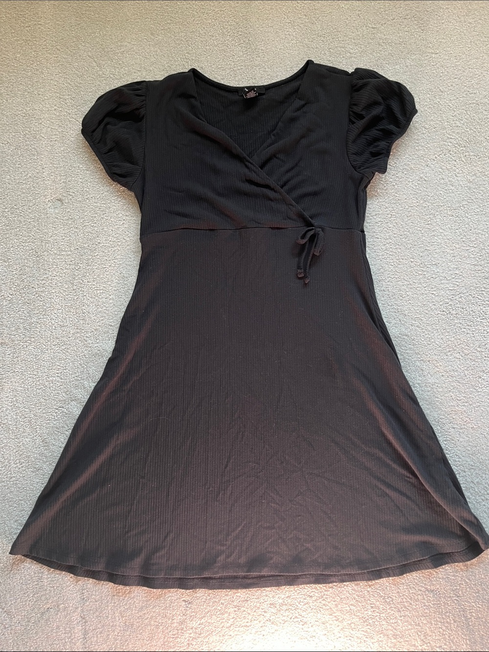 Forever 21 Black Puff-Sleeve Ribbed Wrap Kids Dress